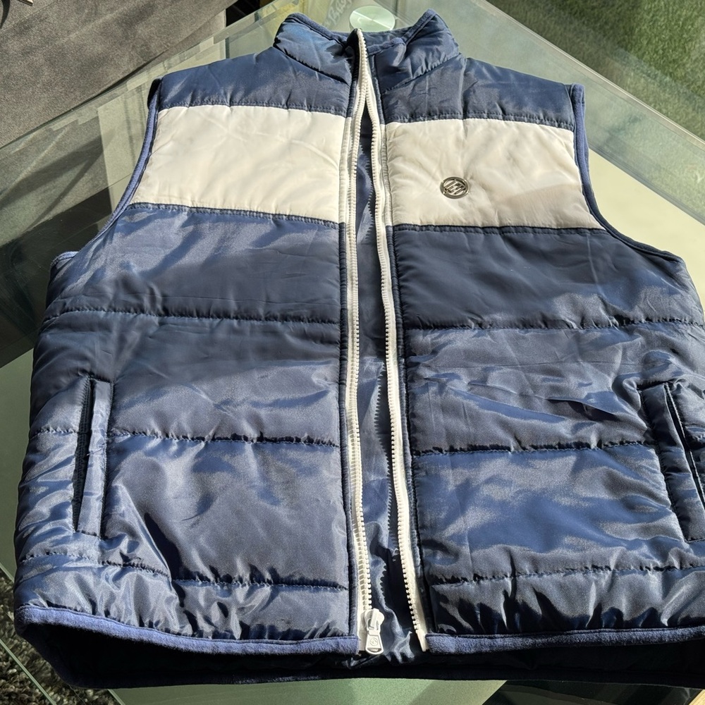Blue & White color blocked men’s large vest!